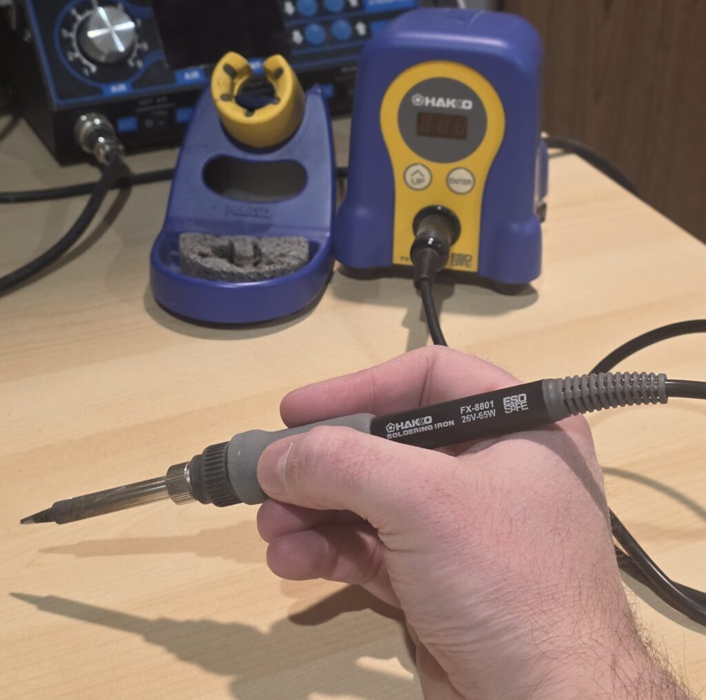 Hakko FX-888D Review: The Best Soldering Iron Under $130? The FX-888D feels nicely in my hand